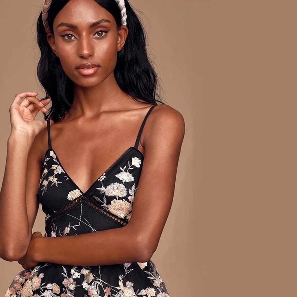 Lulus dress with sequins details
